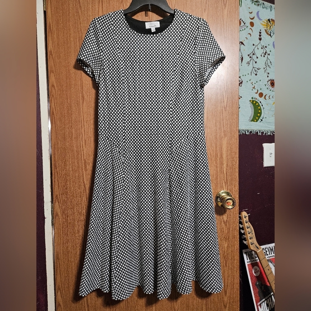 Signature By Robbie Bee Women’s Polka Dot A-line Dress!